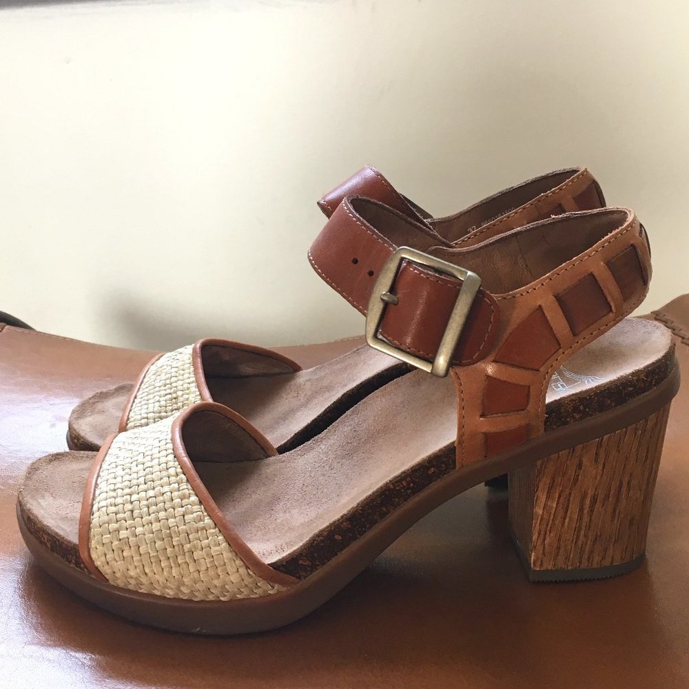 Dansko Platform Sandals Size 37 - Brown Leather